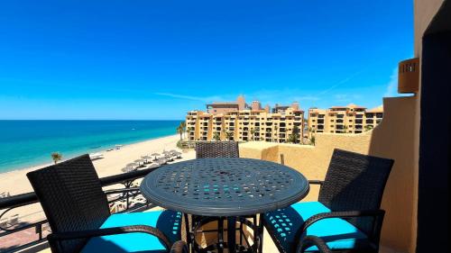 Stunning 3-Bedroom Luxury Condo Princesa E-505