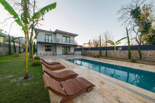 Luku Villa – khách sạn tại Yanik