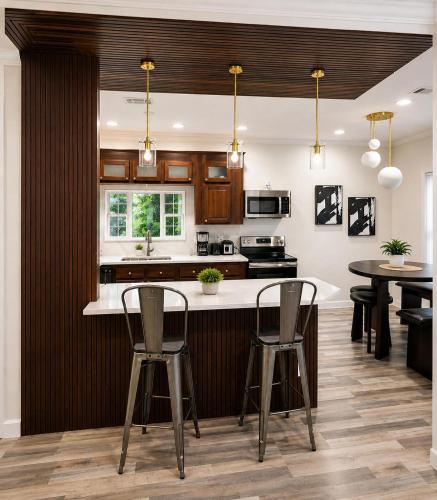 Beautiful And Modern, Valrico Apartment in River Hills Masters (FL)