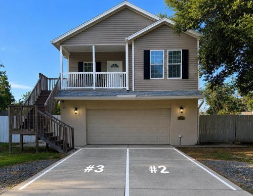 Beautiful And Modern, Valrico Apartment in River Hills Masters (FL)