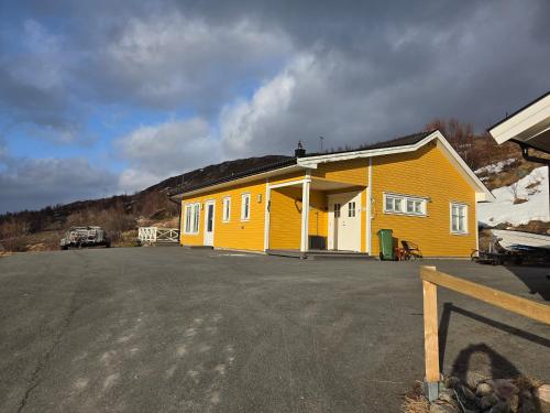 . Enebolig i Kvalsund