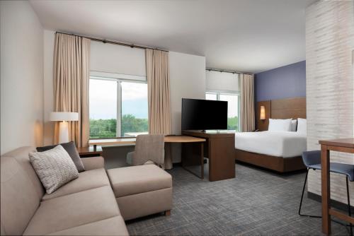 Residence Inn by Marriott Pearland in Missouri City