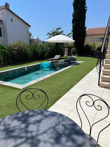 Haut de villa pour 6 personnes au calme Classé 3 étoiles - Location saisonnière - La Garde