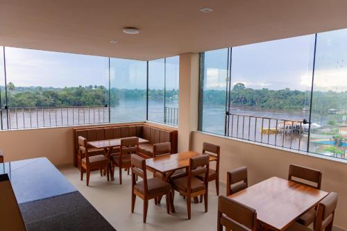 Hotel Madalena - Beira Rio in Santa Maria do Pará