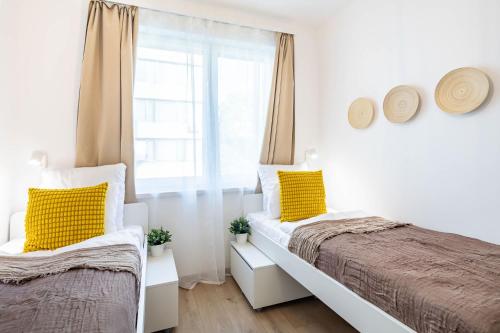 Central - Balcony - Cozy - Easy Stay - image 2