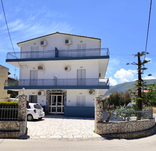 Hector's Studios – khách sạn tại Alykanas