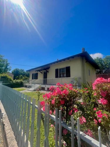 Casa L'Abbraccio gîte à louer Sarzanello