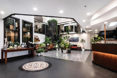 Előcsarnok, Hotel International Lynnwood in Lynnwood (Washington)