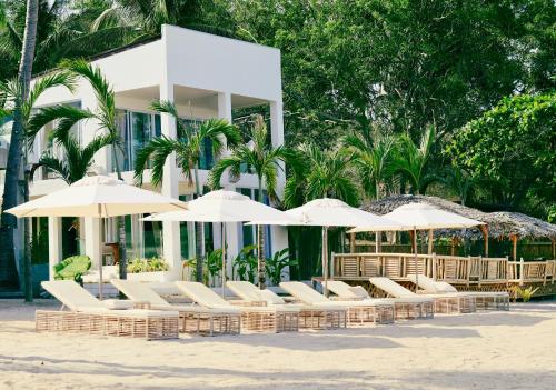 Binucot Pearl Boutique Resort