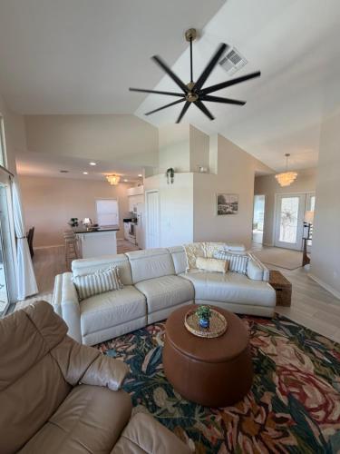 A Ray of Sunshine in Lely Resort