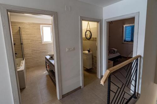 Seadmed, Apartments by the sea Ilovik, Losinj - 25973 in Ilovik