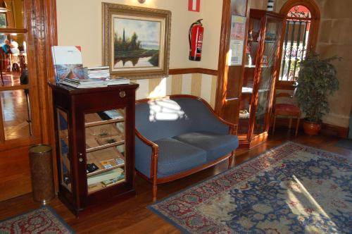 Hotel Artaza - main image
