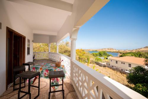 Modern Island Getaway In St Lucia, 5 min from Airport, Beach, Shopping in Вьйо-Фор