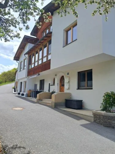 Family Apart in Wenns, Österreich