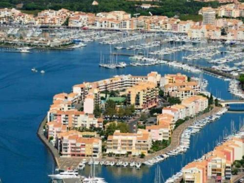 Studio cabine avec wifi et vue sur port - 4 pers. - FR-1-880-65