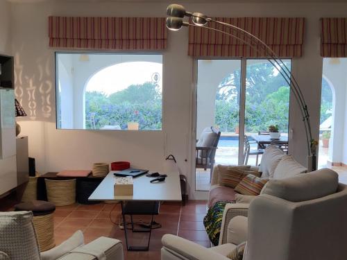 Villa con piscina privada en Beniarbeig - ES-373-61 in Beniarbeig