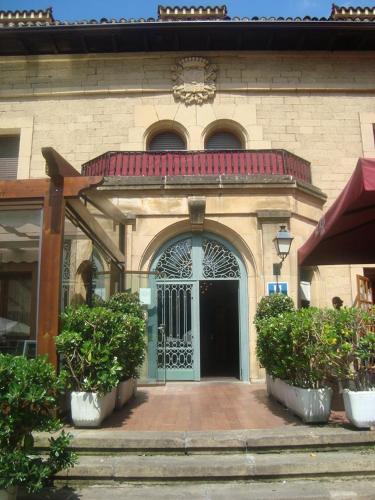 Hotel Artaza - image 10