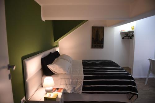 Studio Apartment image 1