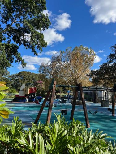 Edgecliff Lodge Motel in Darling Point