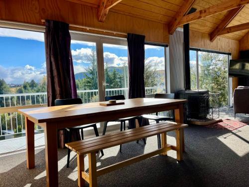 Instalaciones, Highview - Lake Tekapo in Lake Tekapo