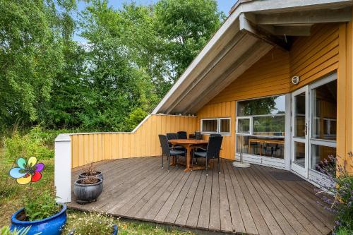 Familienfreundliches Ferienhaus Am Strand in Gilleleje