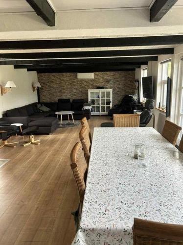 Facilities, Lovely Spacious Holiday Home In Scenic Area in Logstor