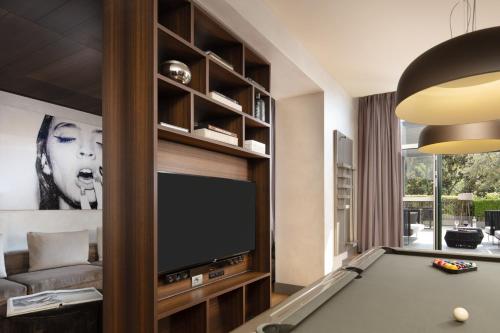 room detail thumbnail 0