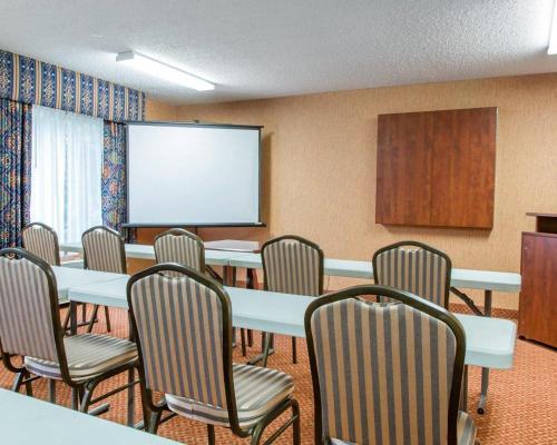 Quality Inn & Suites Meriden - image 29