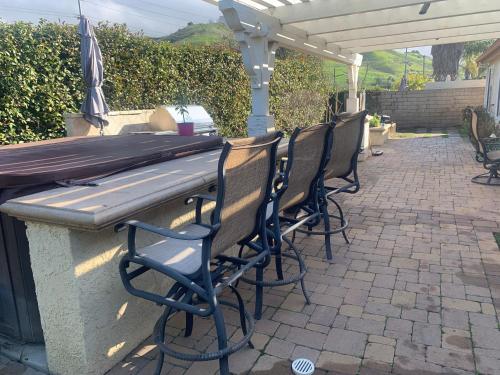 Spacious 3 bedrooms 1 bath Jacuzzi BBQ SINGLE HOUSE in Agoura Hills (Kalifornia)