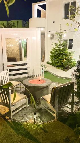 Vila Cris Apartments – khách sạn tại Mamaia-Sat