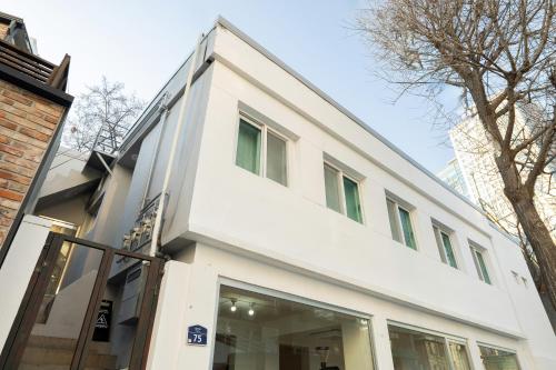 New#suite75#6 Min To Seoul Stn#premium Family Stay#luggage Storage#up To 4 Guests - Seoul