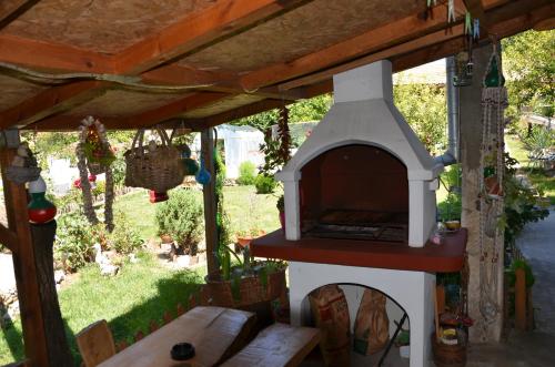 Guest House PETROVA - image 6