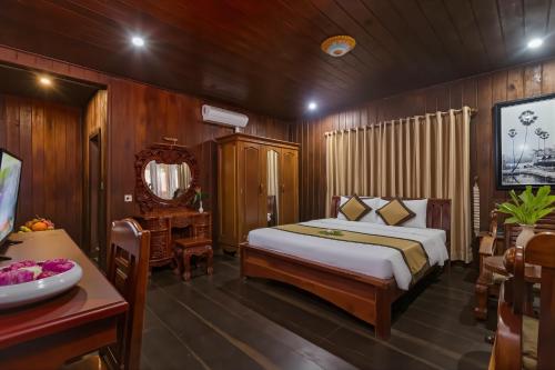 room detail thumbnail 0