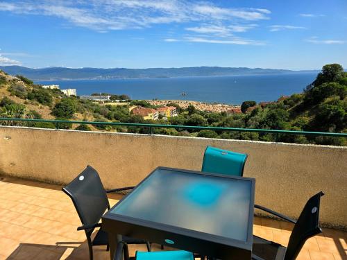Lucia - Spacieux T2 - Superbe vue mer
