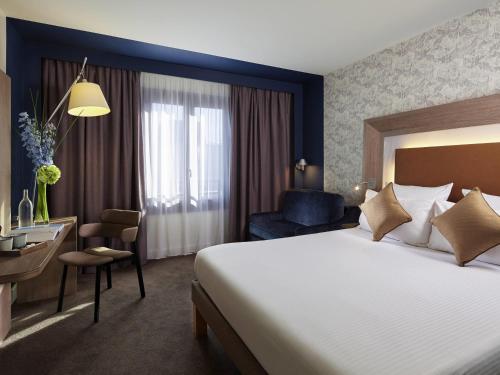Chambre triple, exécutif