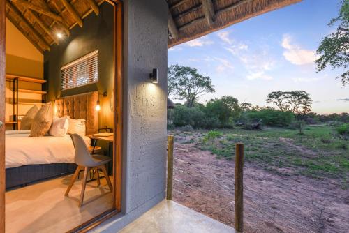 Mziki Safari Lodge in Beestekraal