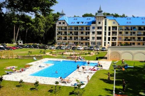 Peldbaseins, Apartment with swimming pool, Lukecin in Lukecin