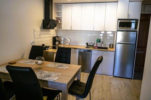 virtuve, Apartment with swimming pool, Lukecin in Lukecin