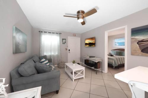 Beach Apart By Pmi Unit 3 in West Palm Beach, USA