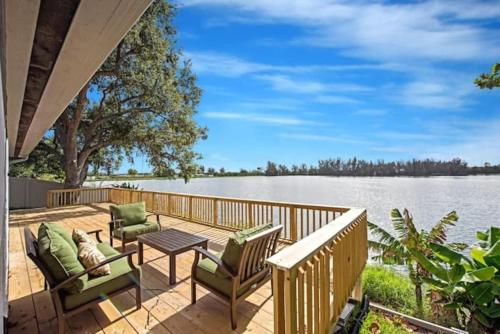 Lake House Unit 1 By Pmi in Davie, Vereinigte Staaten von Amerika