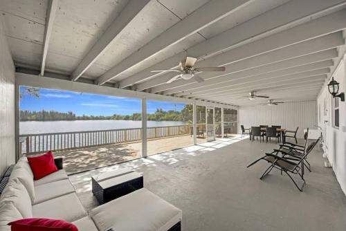 Lake House Unit 1 By Pmi in Davie, USA