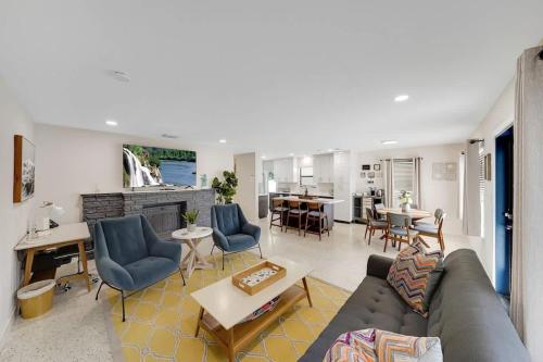 Seahorse Villa 3 by Dream Vacation – khách sạn tại Oakland Park