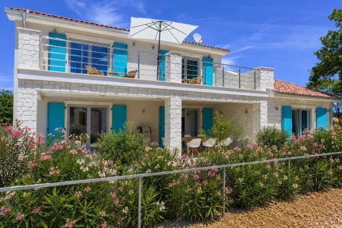 Casa Shine – khách sạn tại Rasopasno