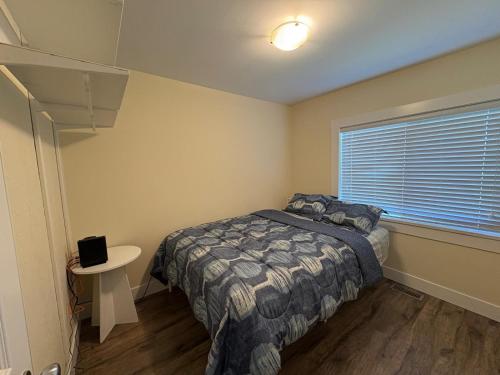 Vancouver Budget Private Room - 7 min from FIFA Stadium, Free Parking – khách sạn tại Kensington-Cedar Cottage