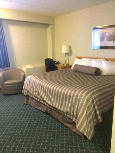 Travelodge by Wyndham Winnipeg East