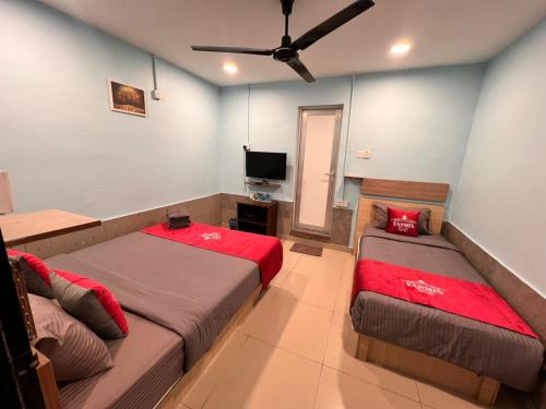 Hotel Yasmin Room Type - Standard Triple Room