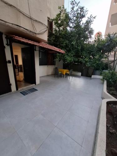 Vrt, Small HOME in Sad El Baouchriye