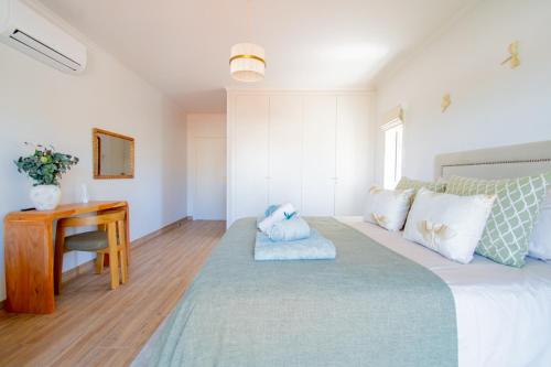 Casa Francesca renovated townhouse walking distan - image 2