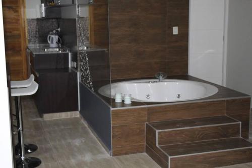 شقق تالو الفندقية بخدمة ذاتية (Talu Apart Hotel) in سان رافئيل