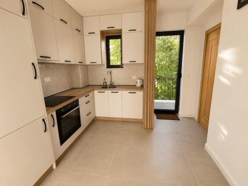 Apartments Visi Monte in Будва